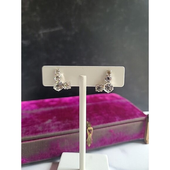 Prong Set Clear Rhinestone Screwback Earrings Vintage - Picture 3 of 10